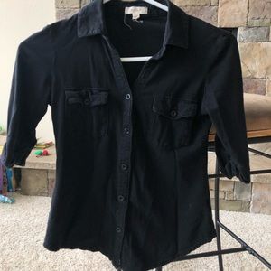 Elbow Sleeve Black Button Down Top